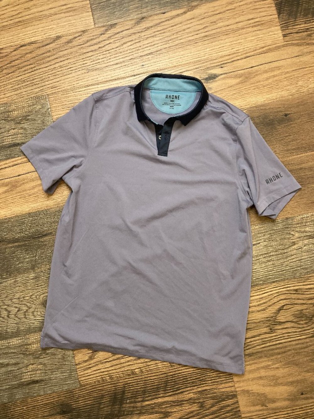 Rhone Golf Polo Shirt Men's Medium Lavender Purple Performance Stretch